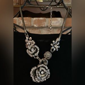 Rhinestones Set In Silver Tone Floral Designs Necklace